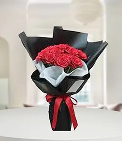 send vintle bouquet gift to your loveones in karachi