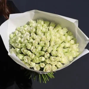 Send 101 white roses bouquet with online delivery to Karachi—perfect for any occasion.