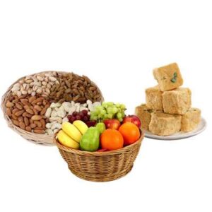 Nut & fruit pack, send gifts to Karachi with same-day online delivery.