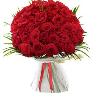 Send flowers: Royal Symphony bouquet with same-day online delivery in Karachi