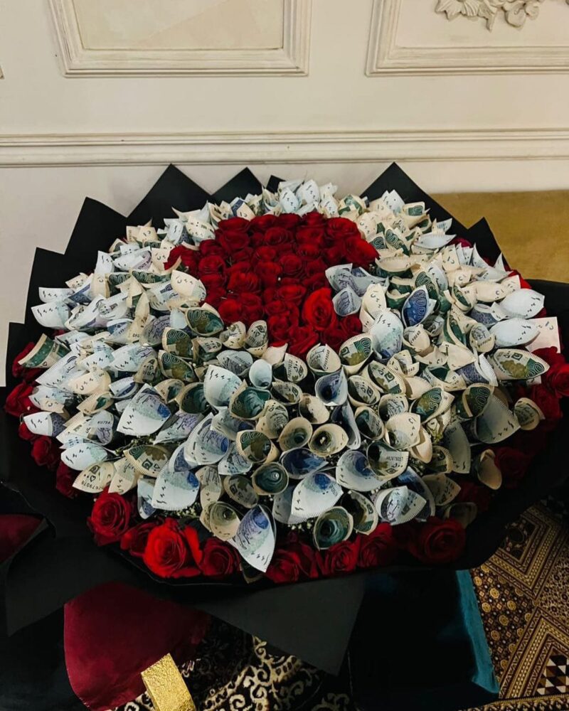 1 lac Cash Bouquet